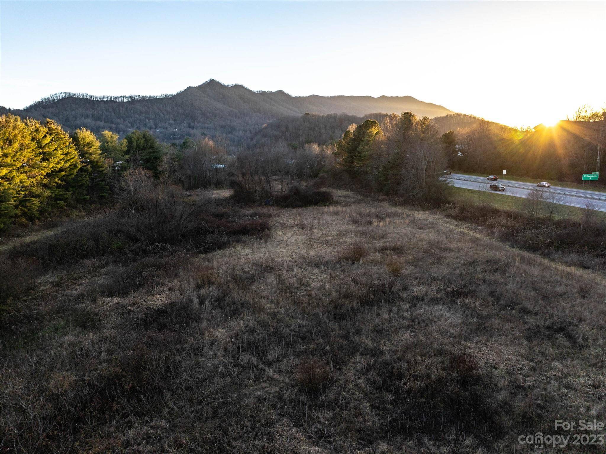 00 Hyatt Creek RD, Waynesville, NC 28786