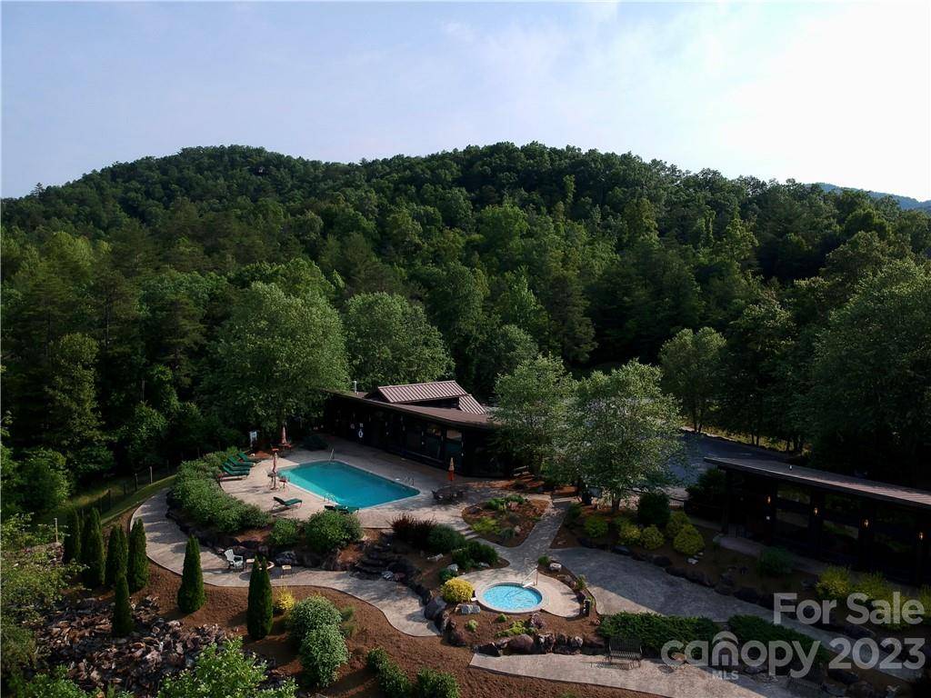 677 White Water WAY #30, Marshall, NC 28753