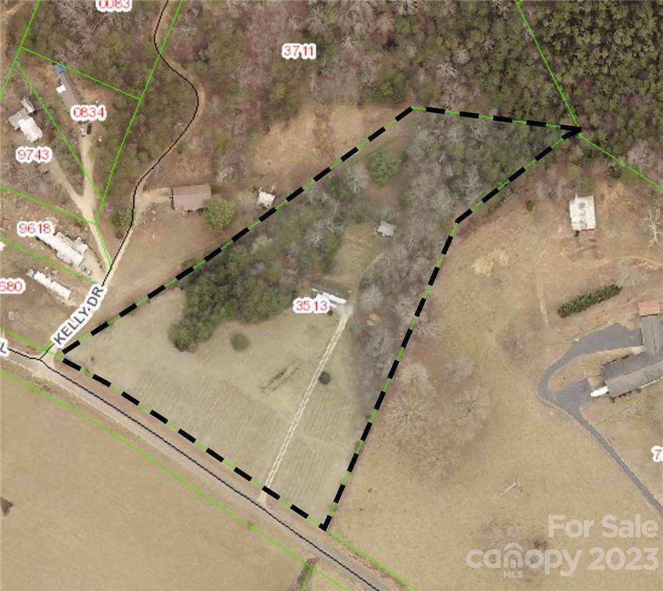 410 Plemmons PL #9, Marion, NC 28752