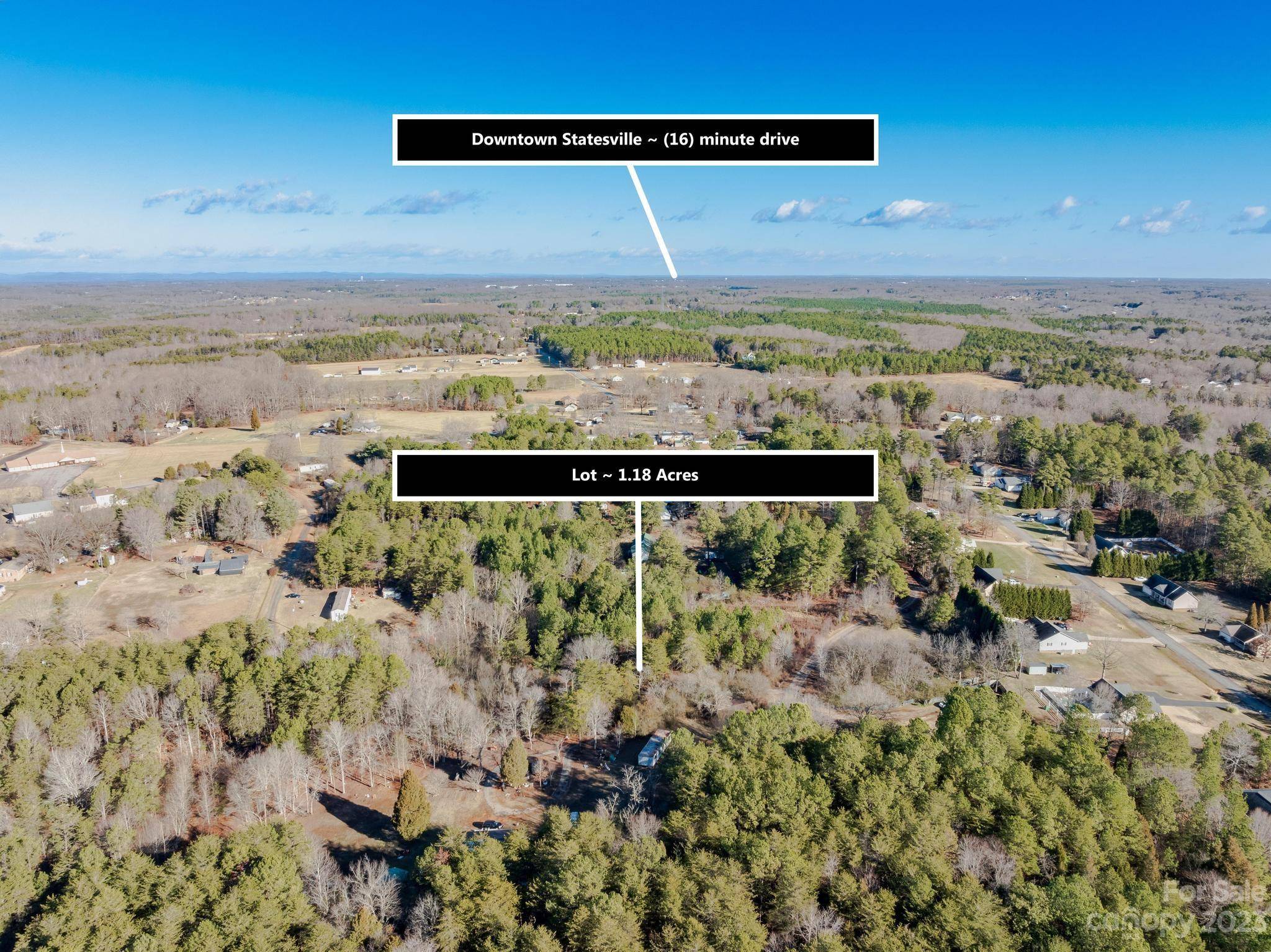 000 Lockhart LN, Statesville, NC 28677