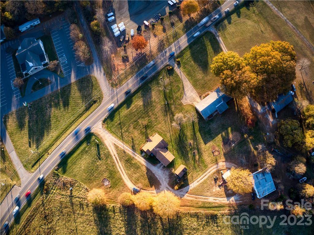 760 River HWY, Mooresville, NC 28117