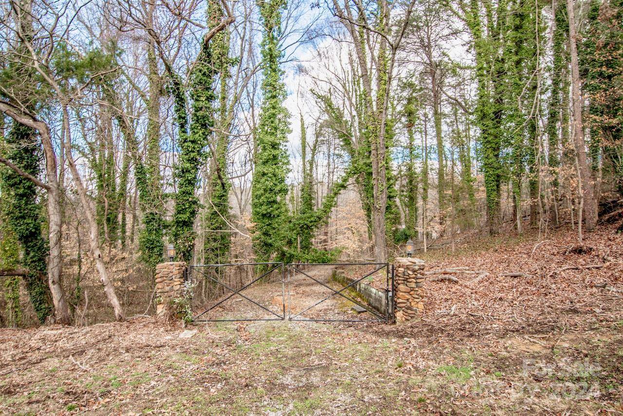 156 Beaten Path RD, Mooresville, NC 28117