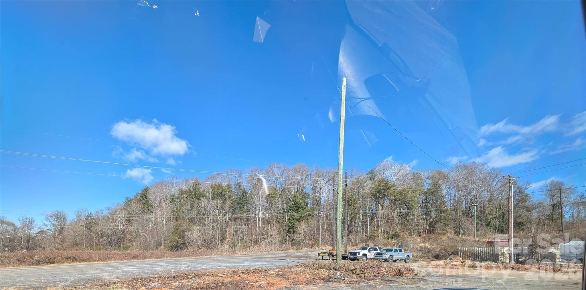 102 Sanford DR, Morganton, NC 28680