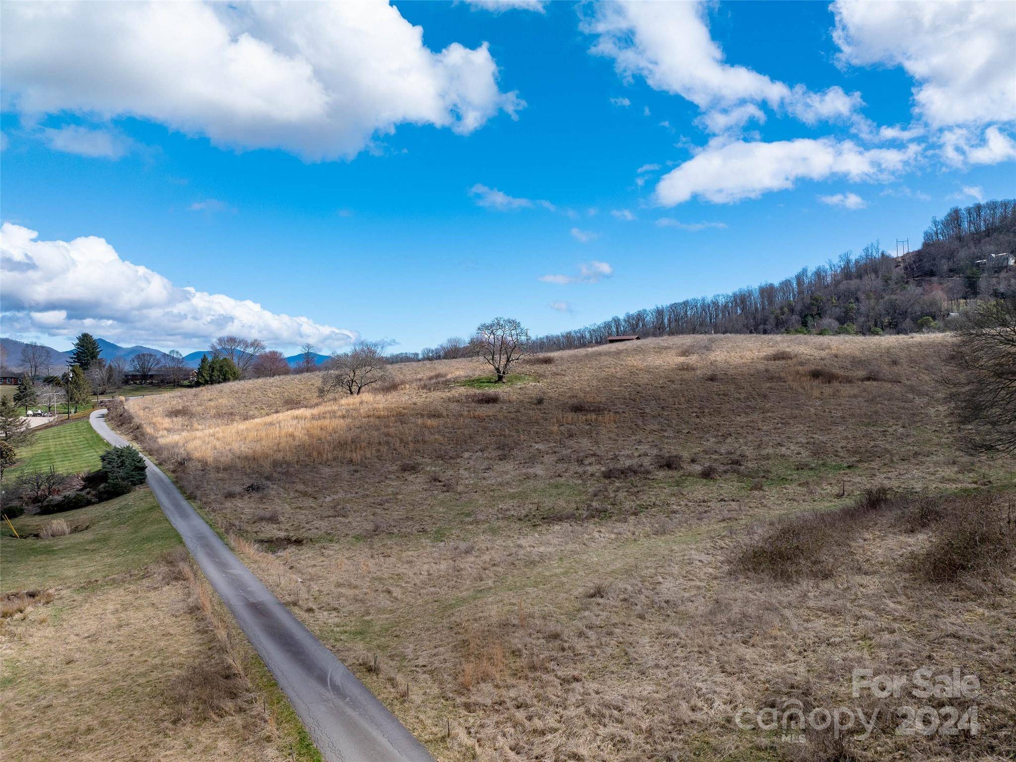 00 Belmont DR, Clyde, NC 28721