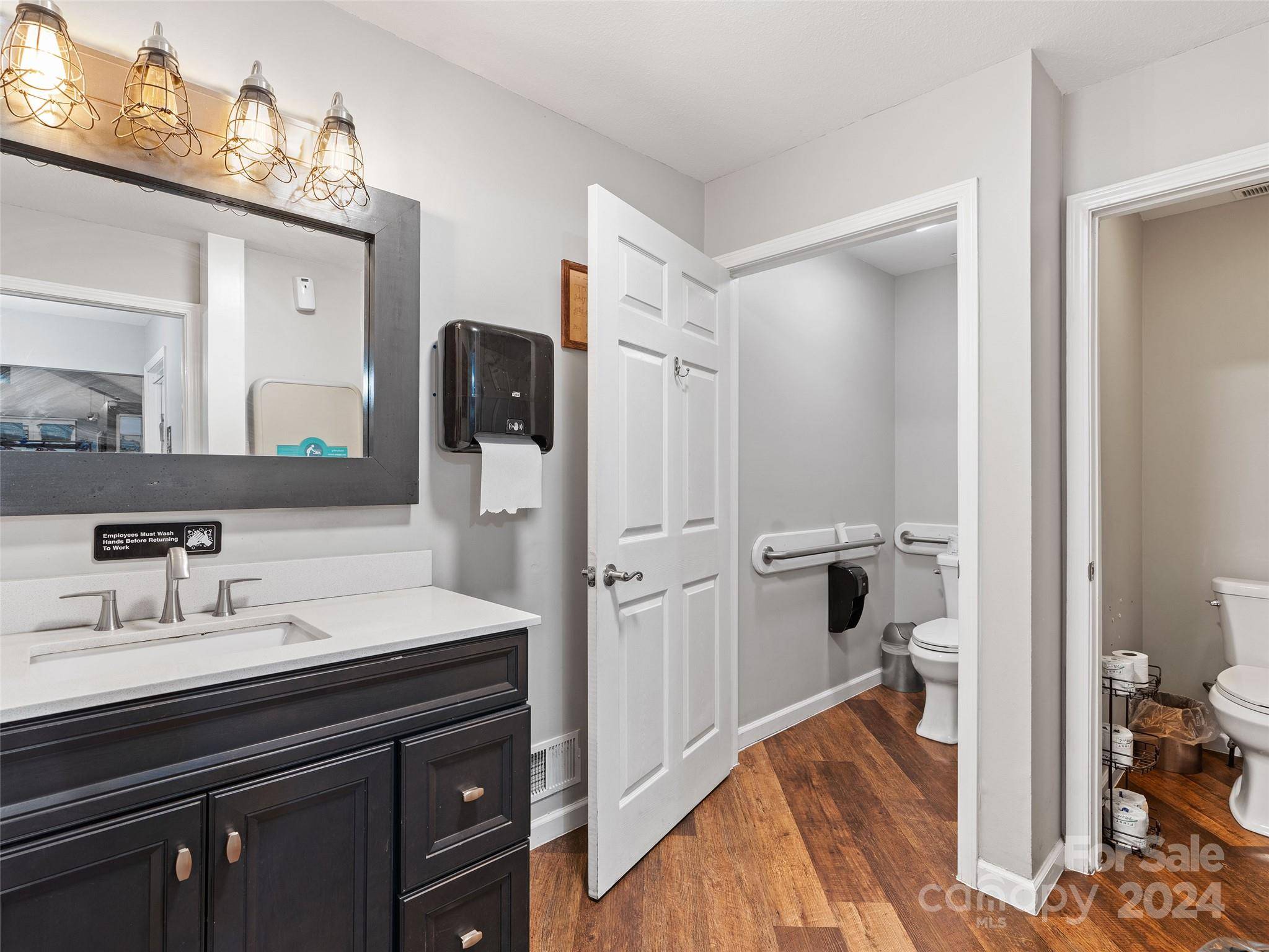 4352 Soco RD, Maggie Valley, NC 28751