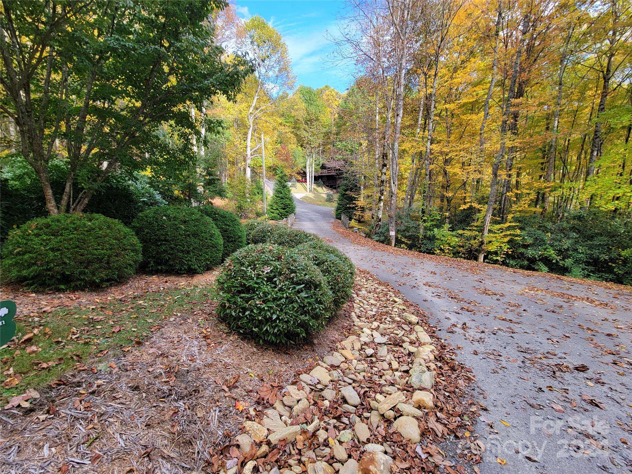 00 Covecrest LN #10, Maggie Valley, NC 28751