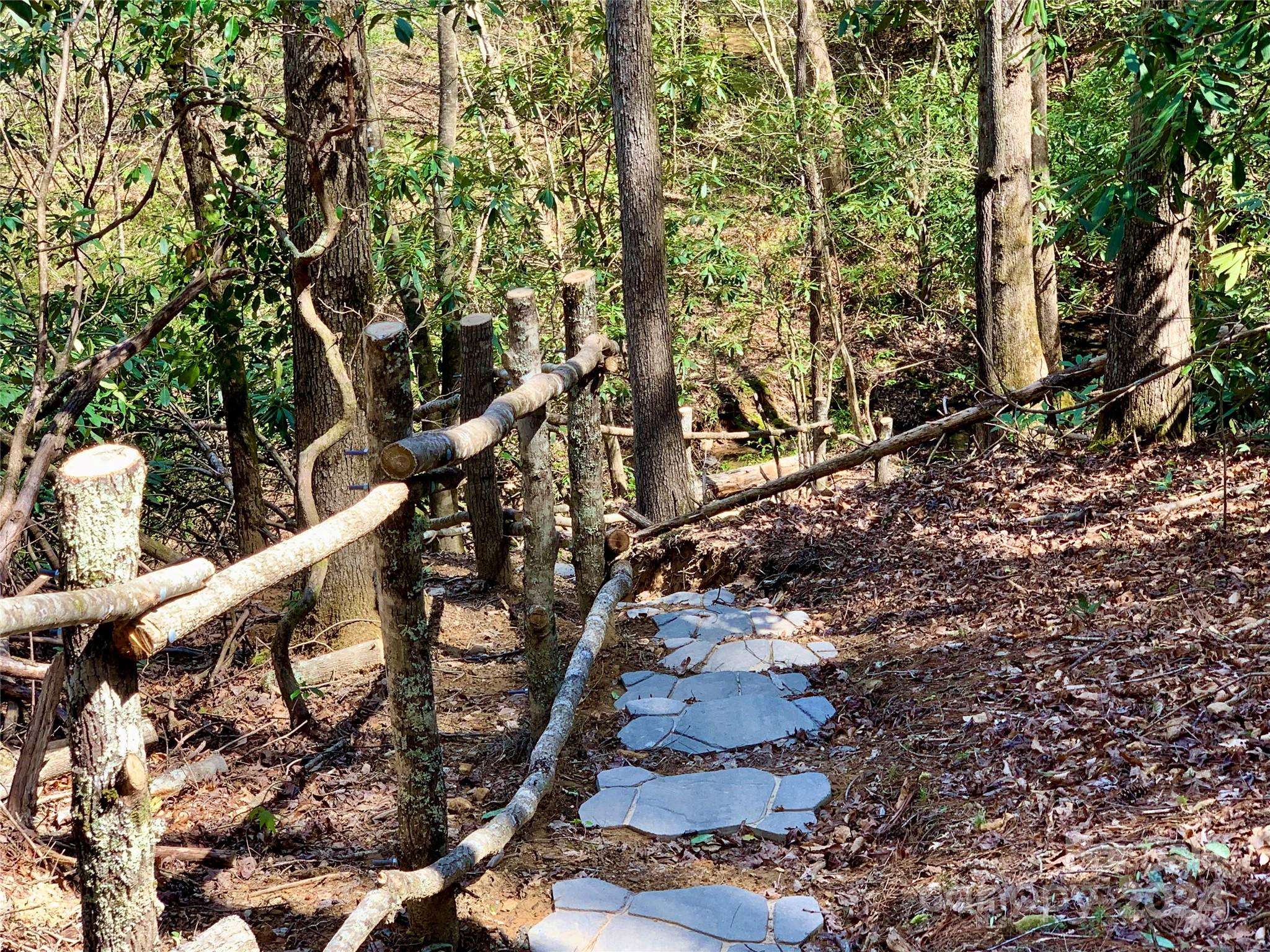 4.73 acres, Lot 376 Table View LN #376, Lenoir, NC 28645