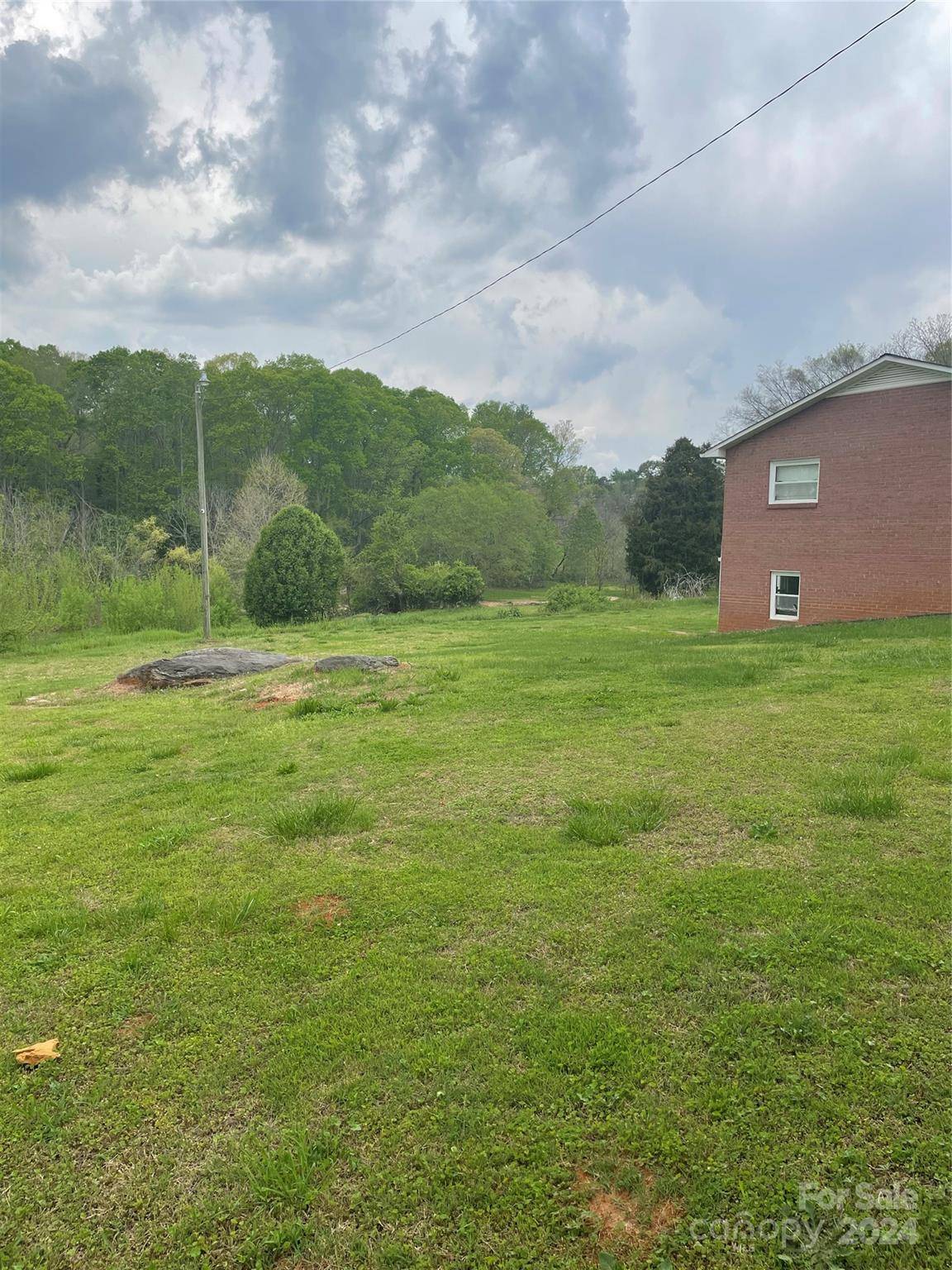 1983 NW Seagletown RD NW, Vale, NC 28168