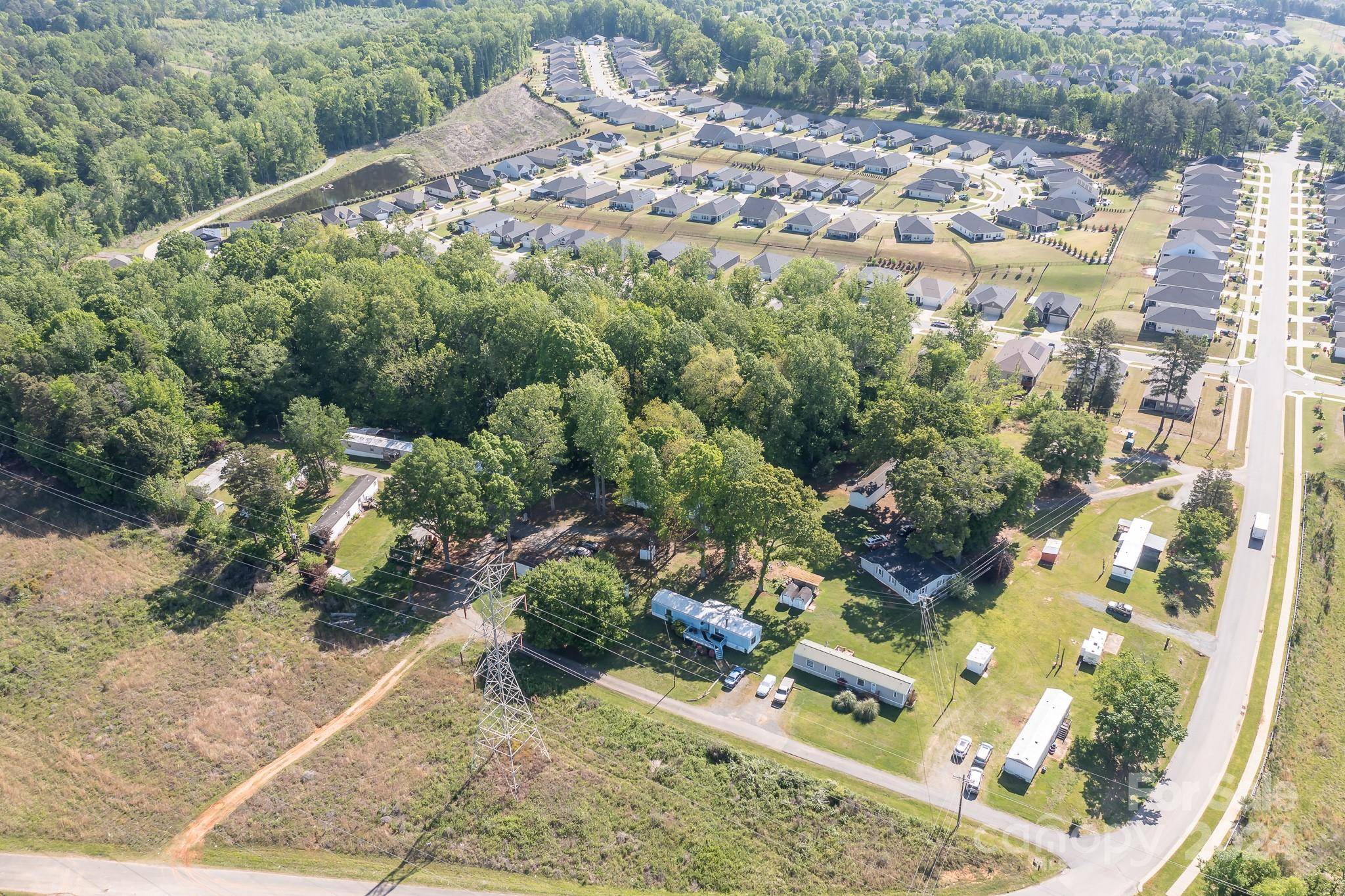 4650, 4654 & 4600 Bright RD, Charlotte, NC 28214