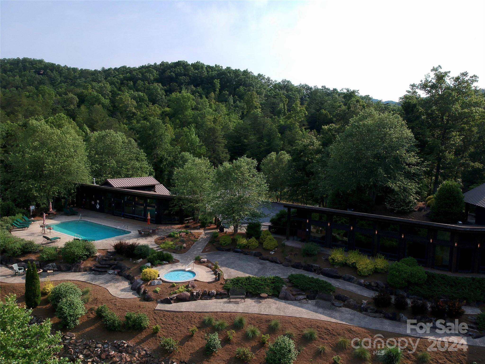 385 Wild River RUN #7, Marshall, NC 28753