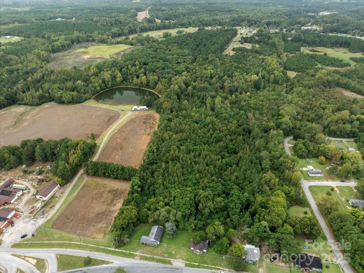 612&614 East BLVD, Chesterfield, SC 29709