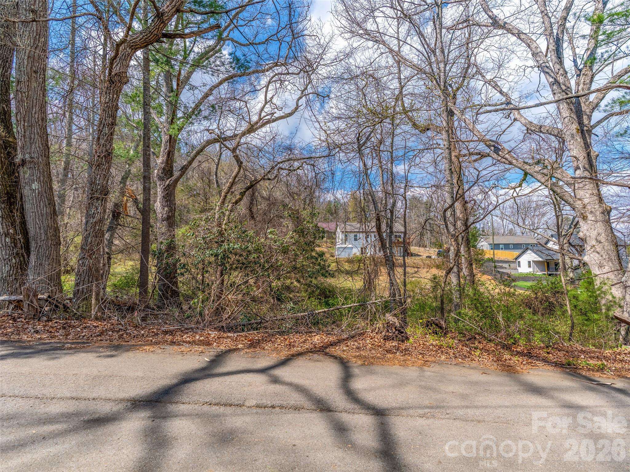 109 Round Table TRL #Lot 7, Asheville, NC 28803