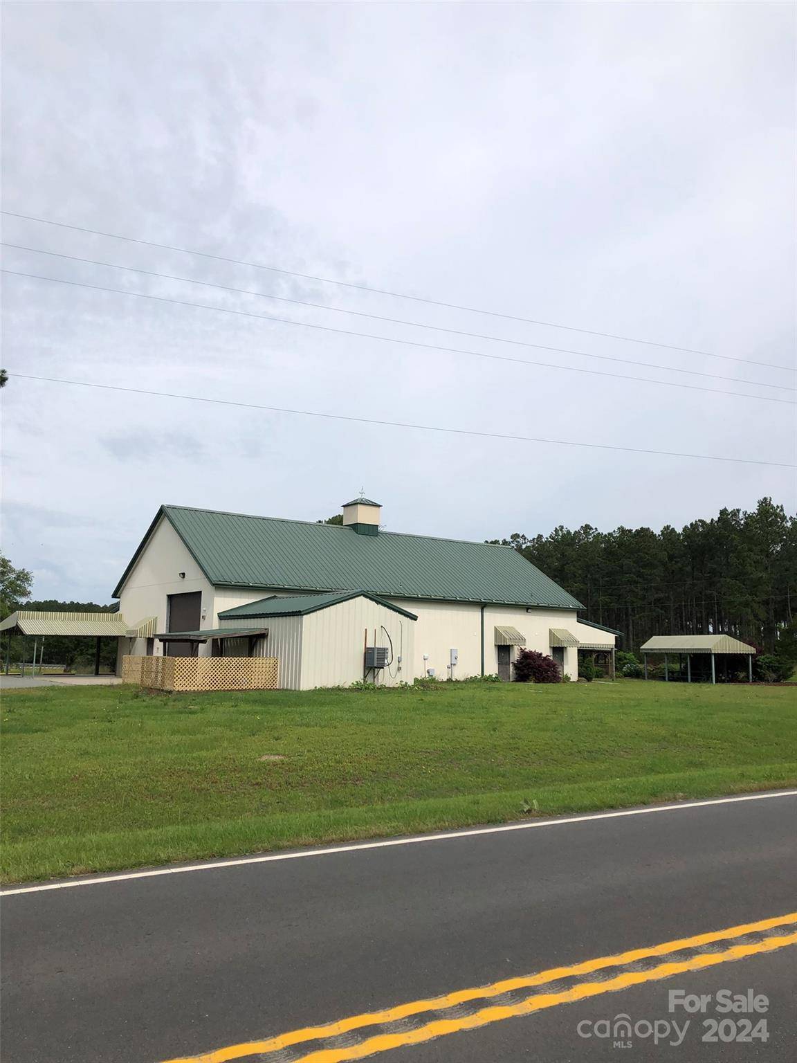 1348 Tabernacle Church RD, Candor, NC 27229