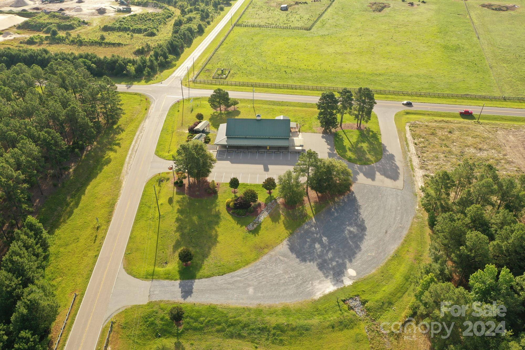 1348 Tabernacle Church RD, Candor, NC 27229