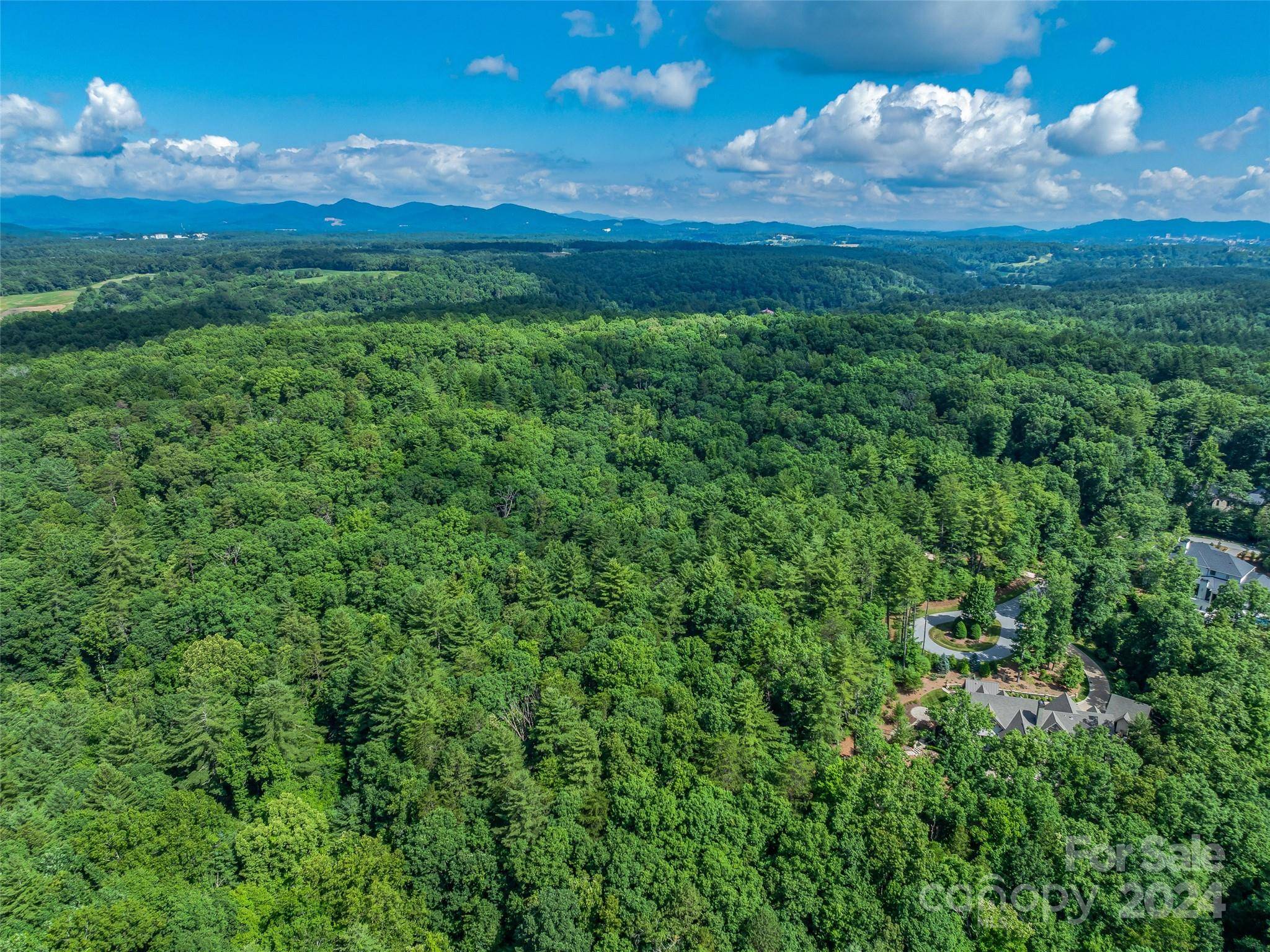 128 Mirehouse RUN #144, Asheville, NC 28803