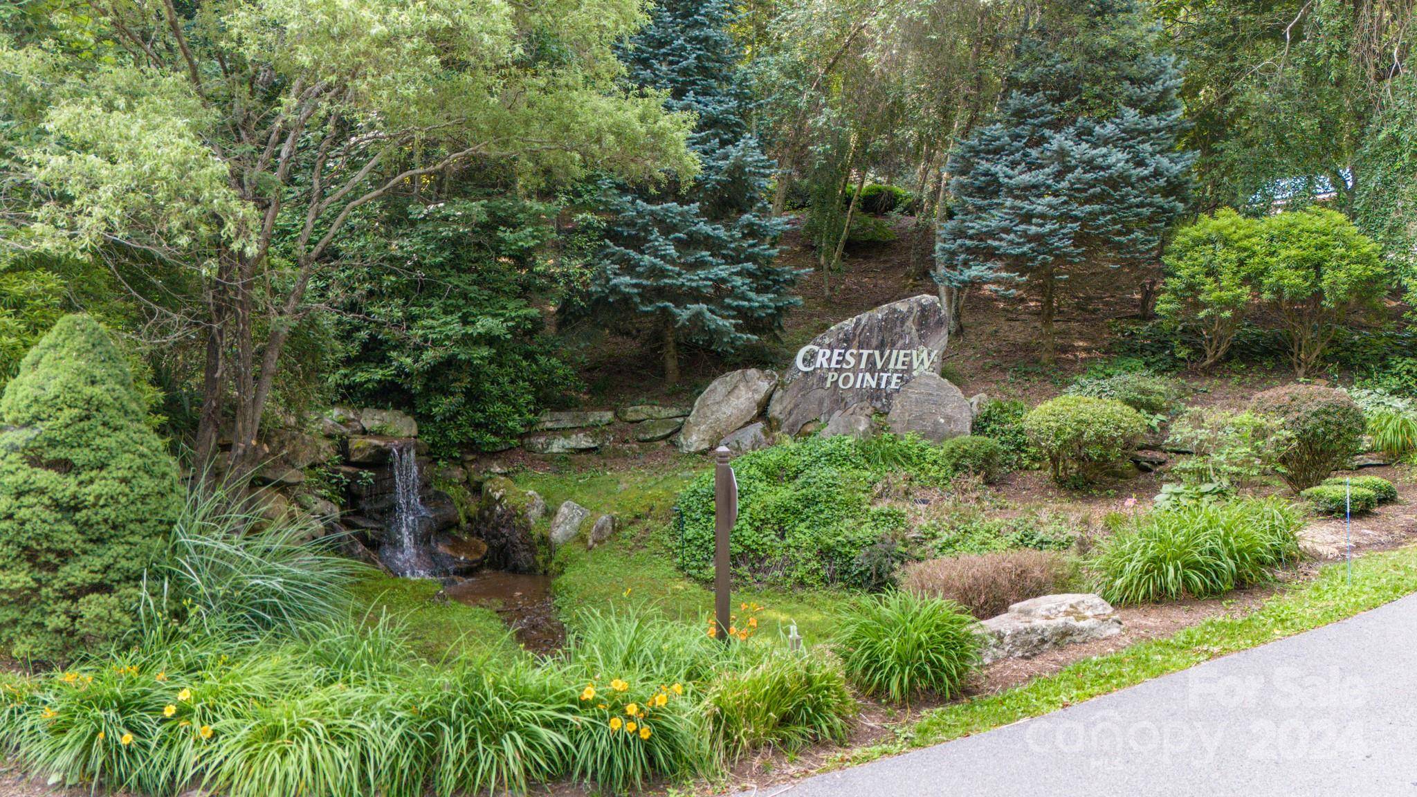 35 Twisted TRL, Waynesville, NC 28786