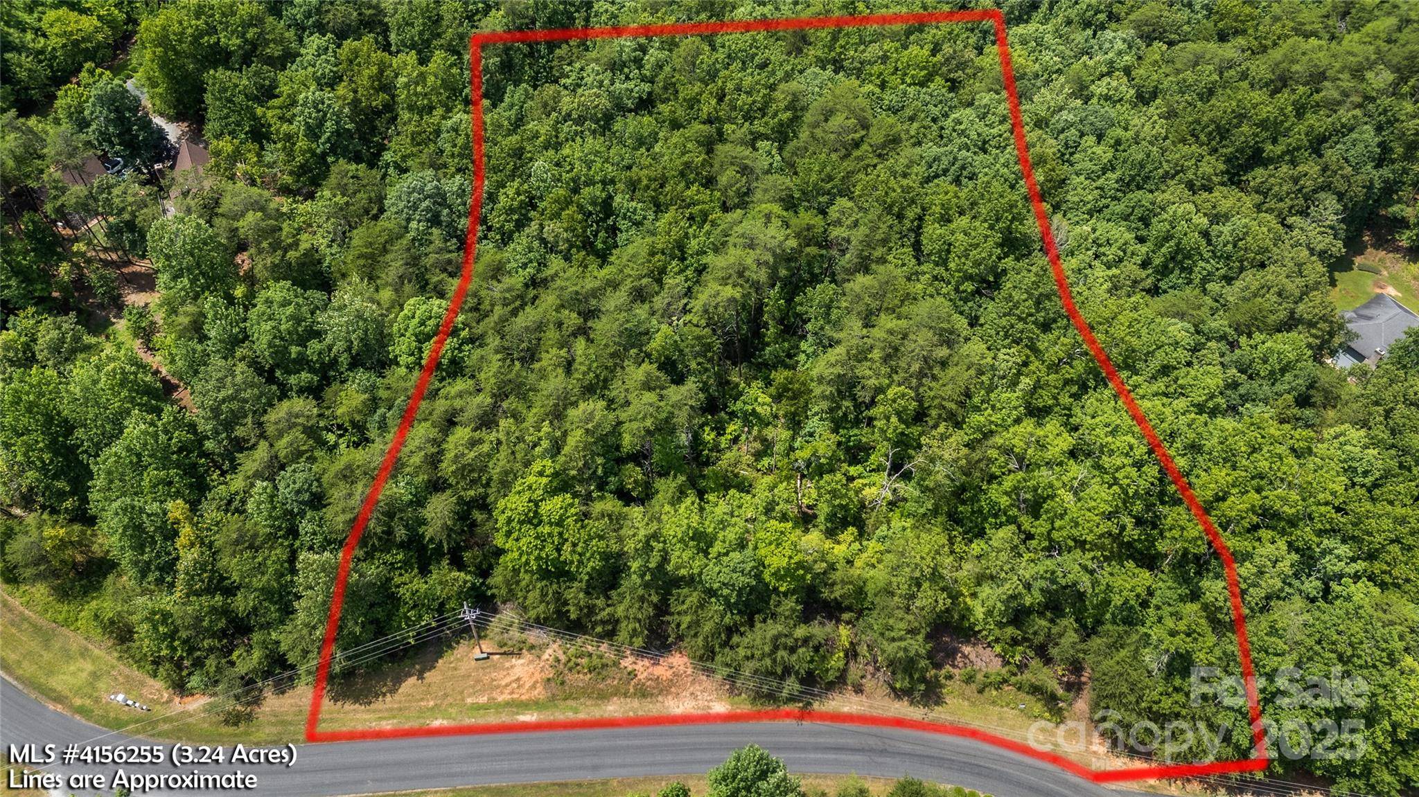 000 Lake Adger Pkwy #22, Mill Spring, NC 28756