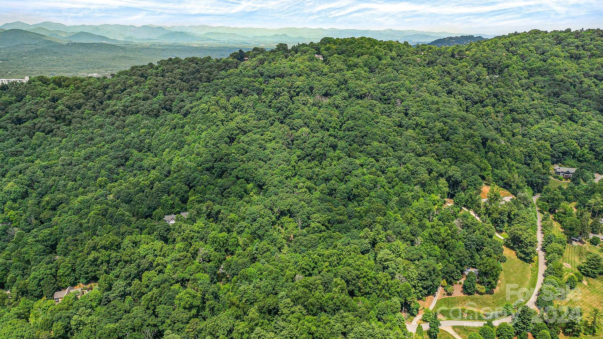 99999 Vance Gap RD, Asheville, NC 28805
