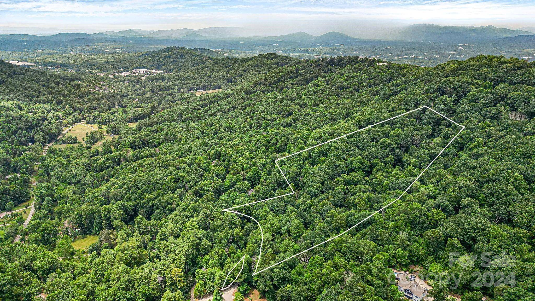 99999 Vance Gap RD, Asheville, NC 28805
