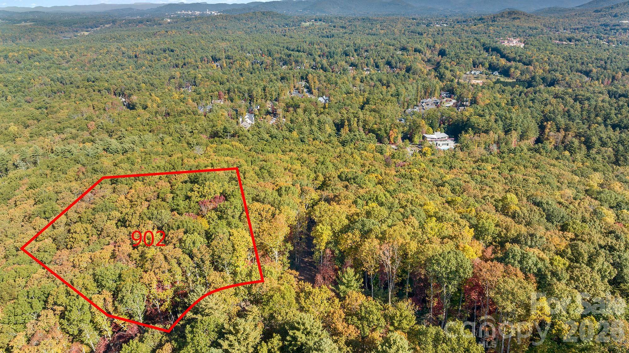 676 Tea House DR #902, Asheville, NC 28803