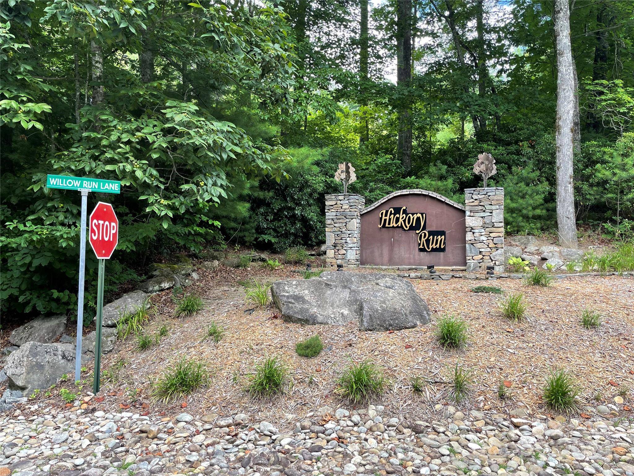 00 Willow Run LN #6, Zirconia, NC 28790