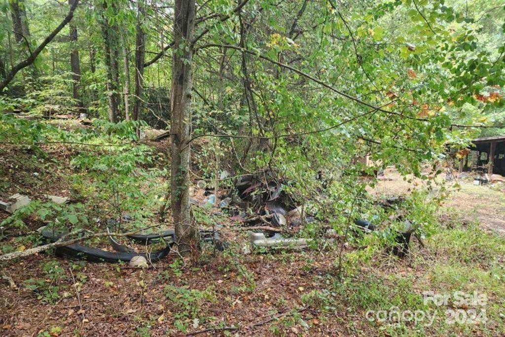 3967 Howard Gap RD, Hendersonville, NC 28792