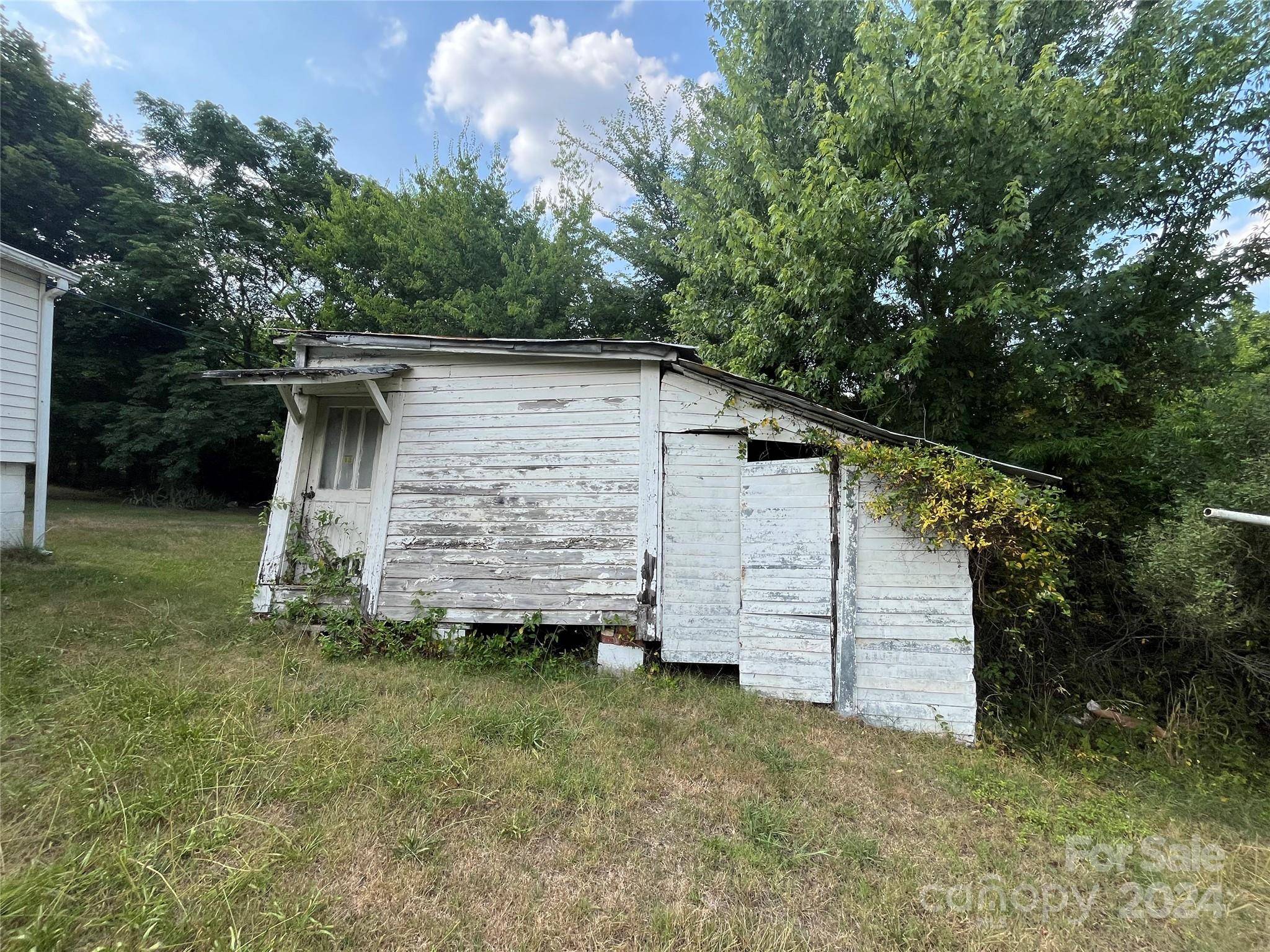 1900 Salome Church RD, Charlotte, NC 28262