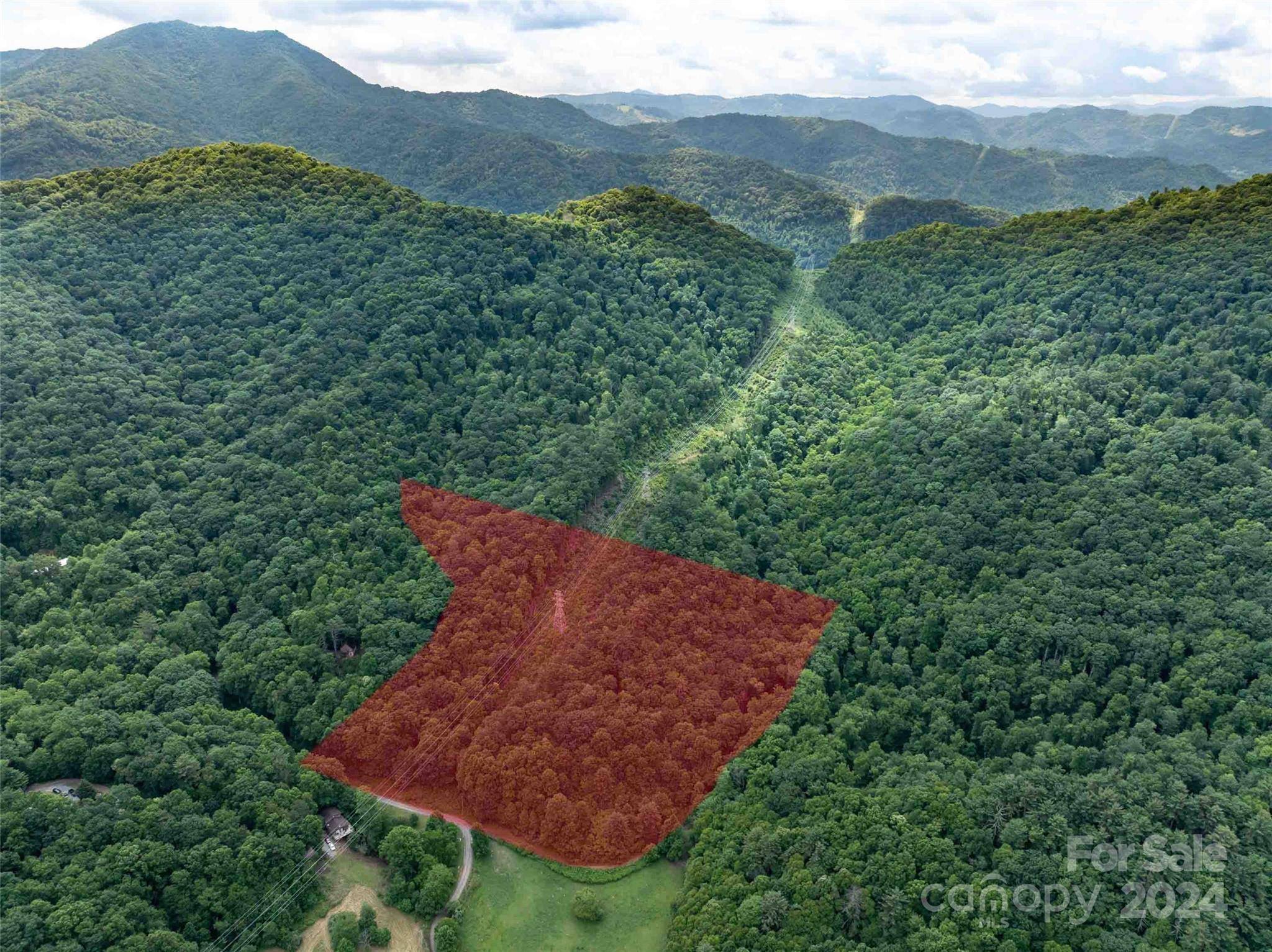 00 Waterwheel CV, Clyde, NC 28721