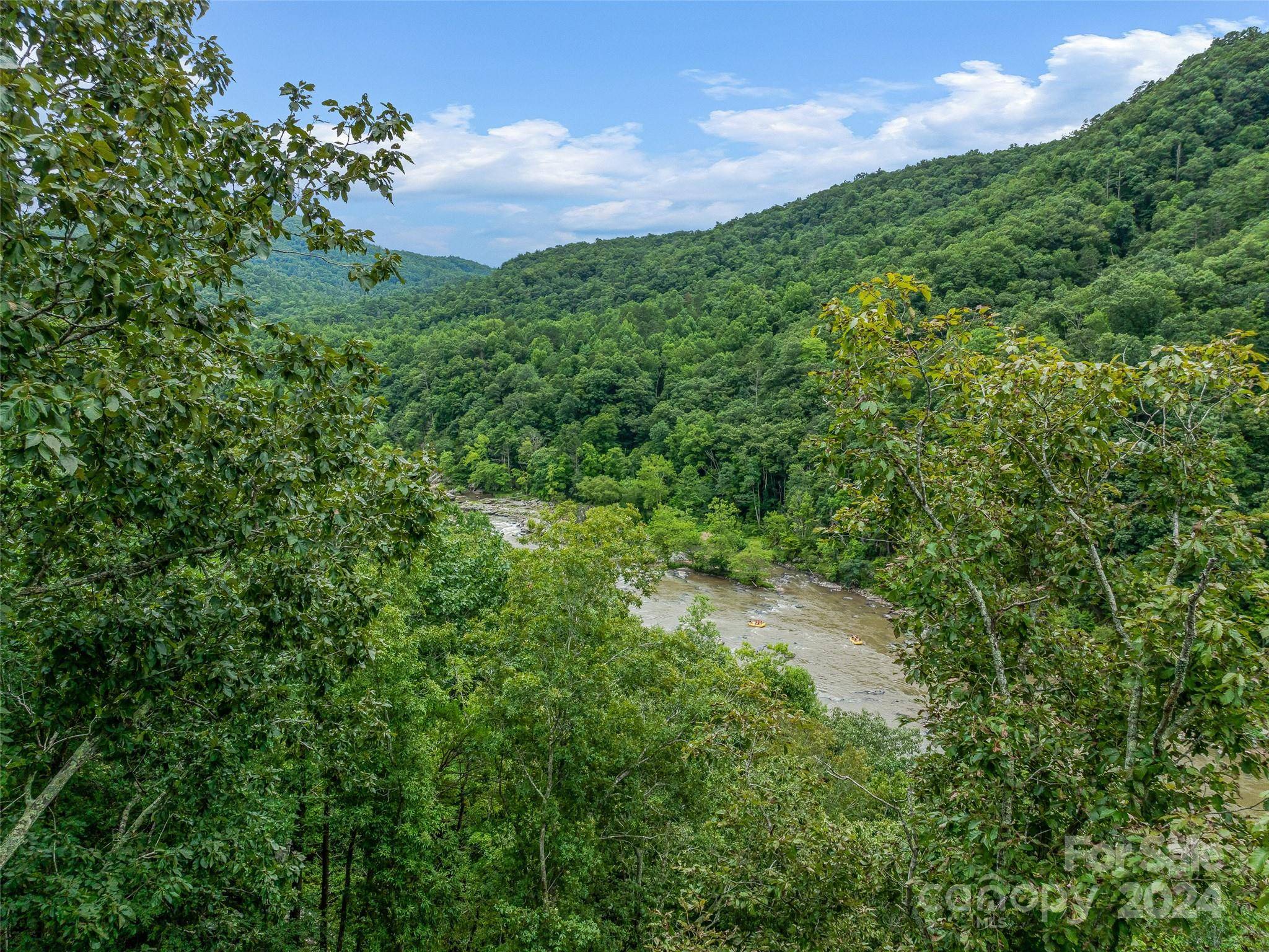 4155 French Broad Pkwy, Marshall, NC 28753