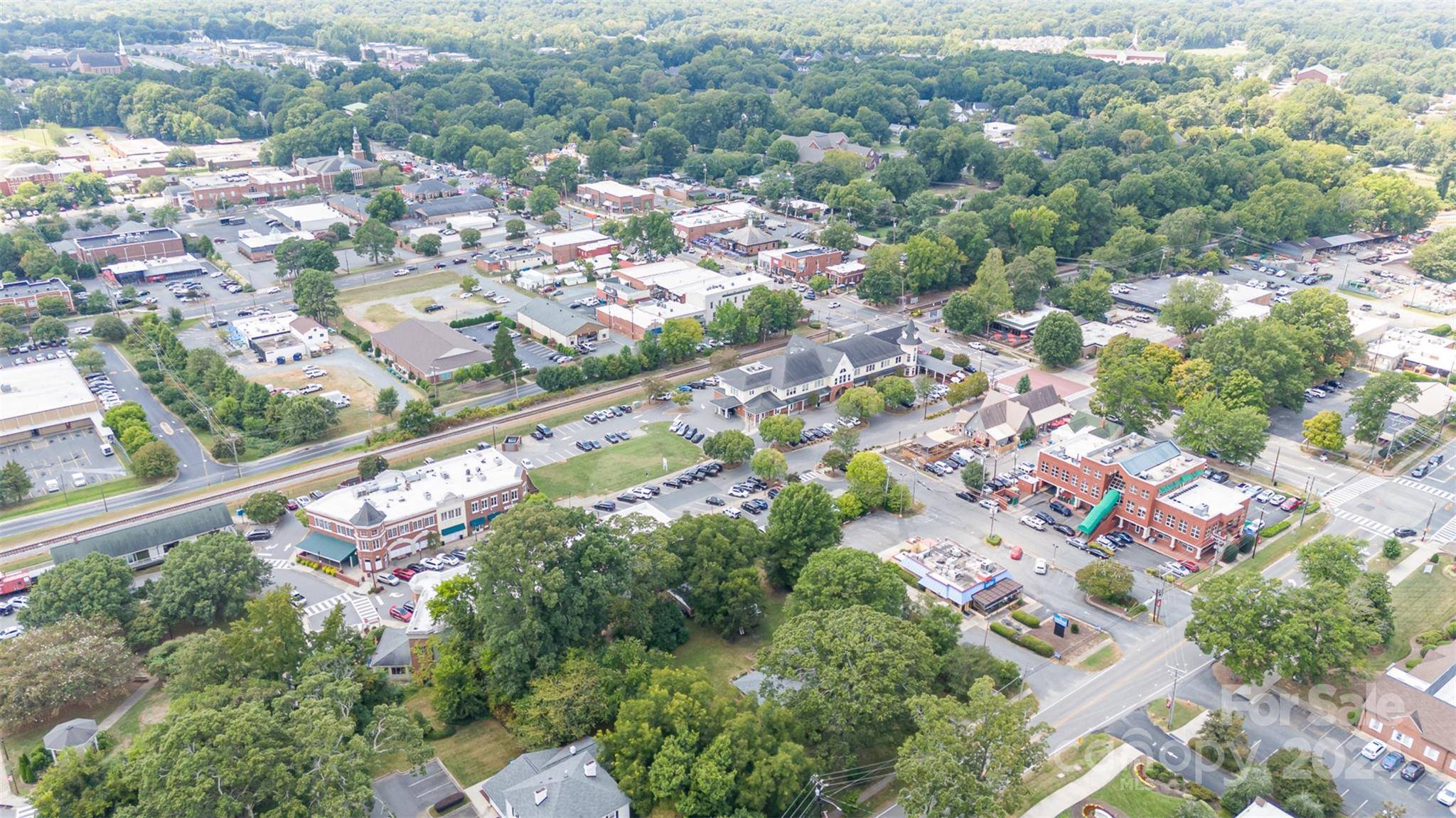 200 & 208 E Matthews ST, Matthews, NC 28105