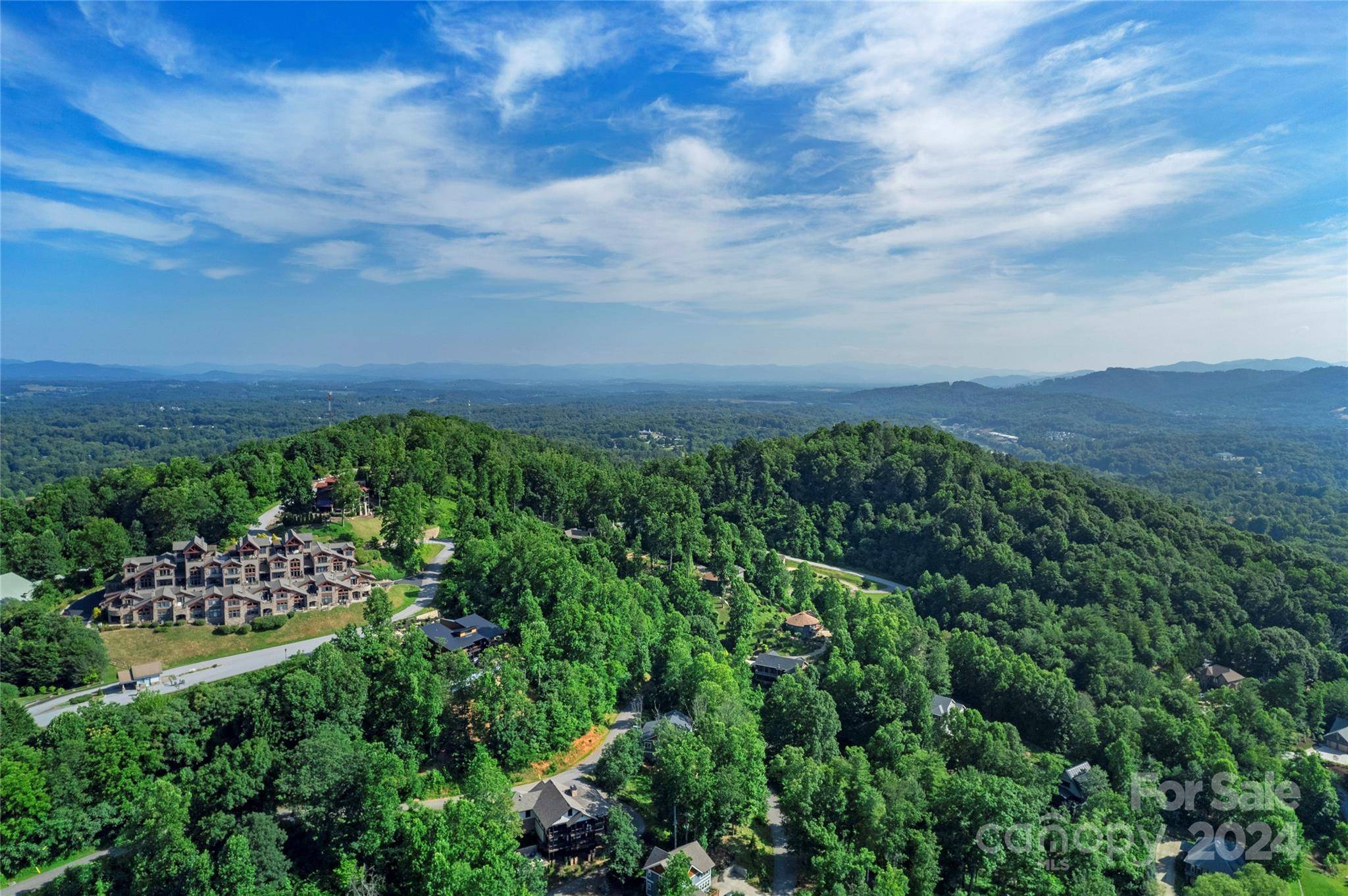 62 Destination DR, Asheville, NC 28806