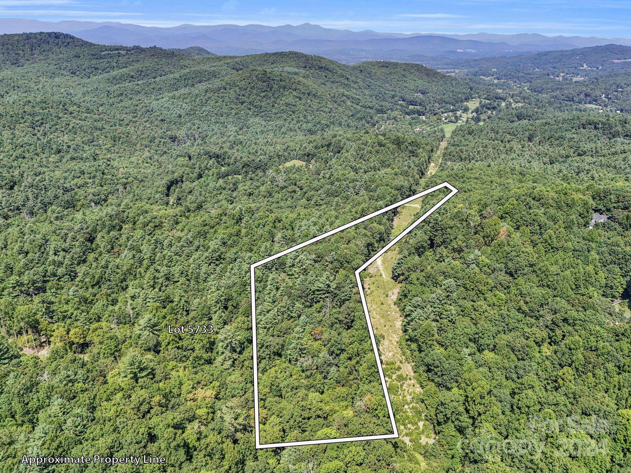 SR1196-A Evans RD, Hendersonville, NC 28739