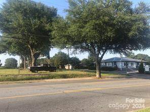 0 Gettys ST, Forest City, NC 28043