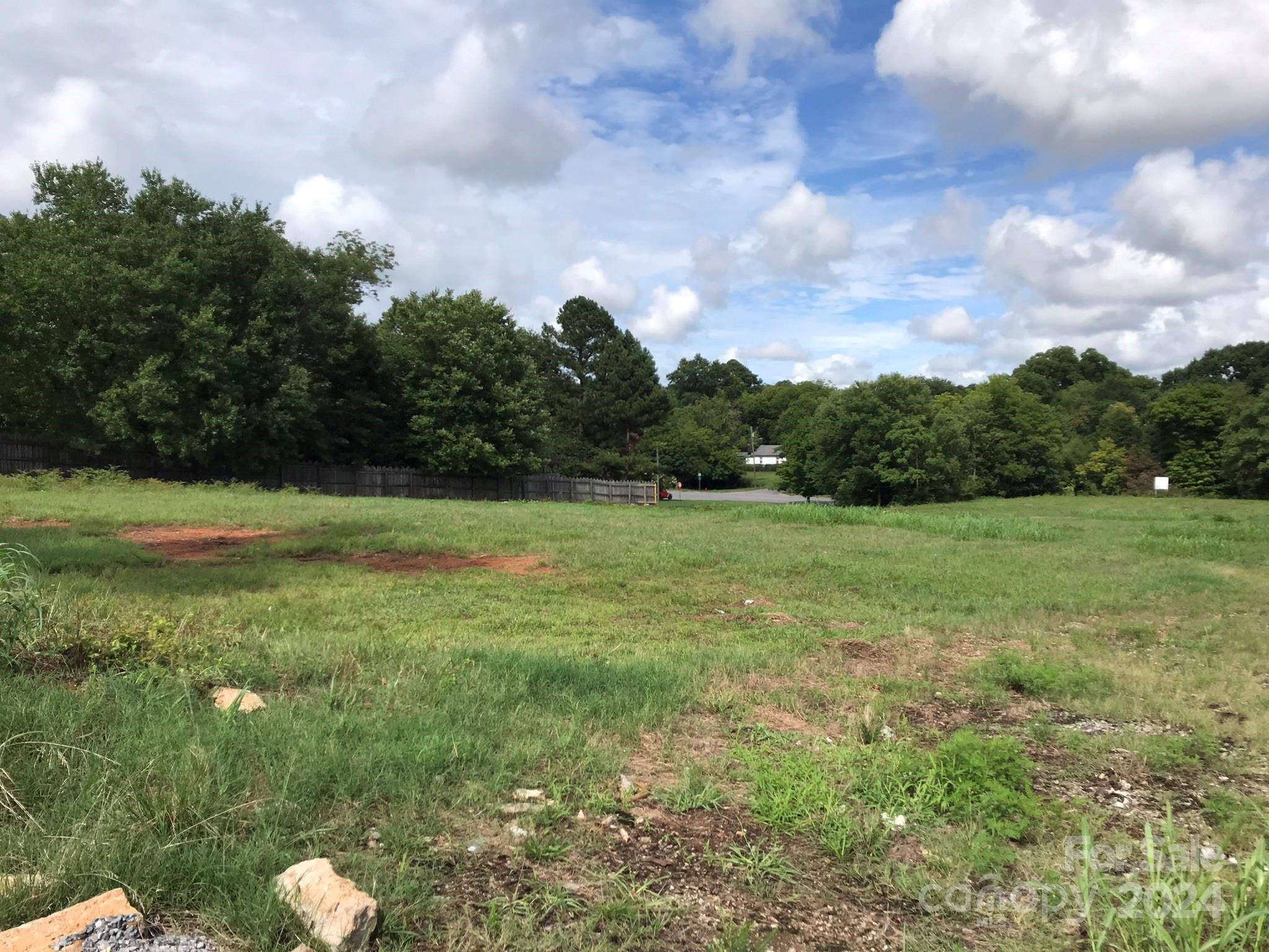 601 N DeKalb ST, Shelby, NC 28150