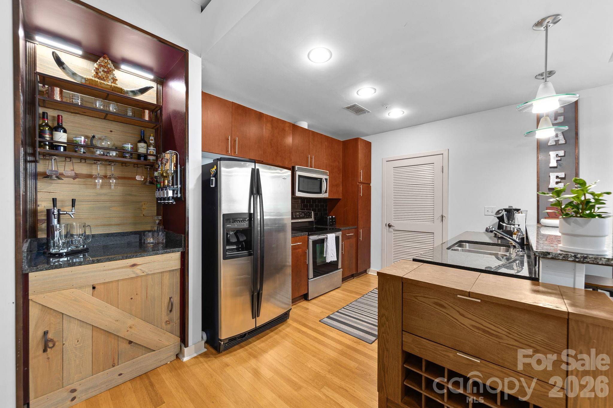 210 N Church ST #2513, Charlotte, NC 28202