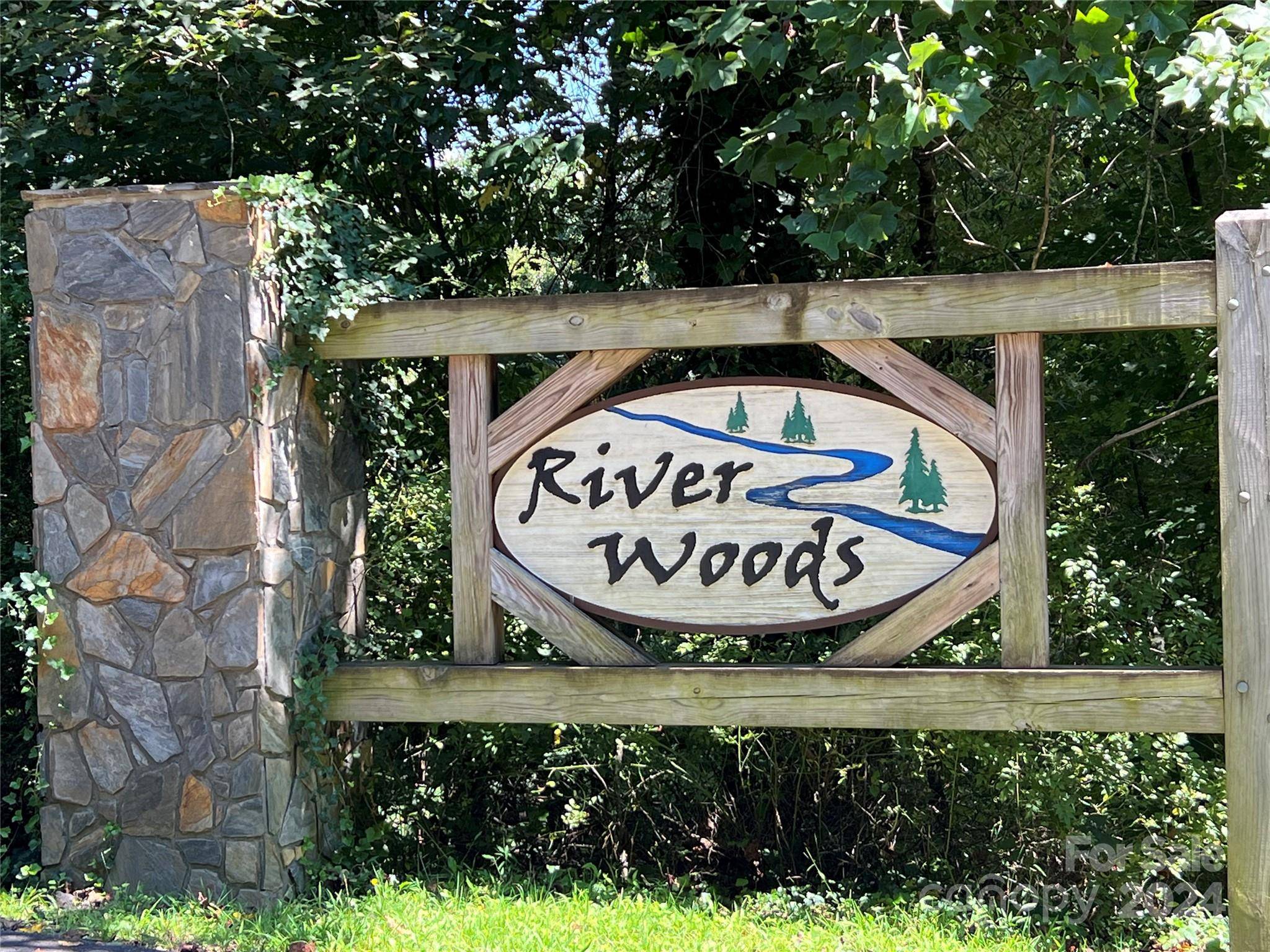 17 Harleys Cove RD #17, Waynesville, NC 28785