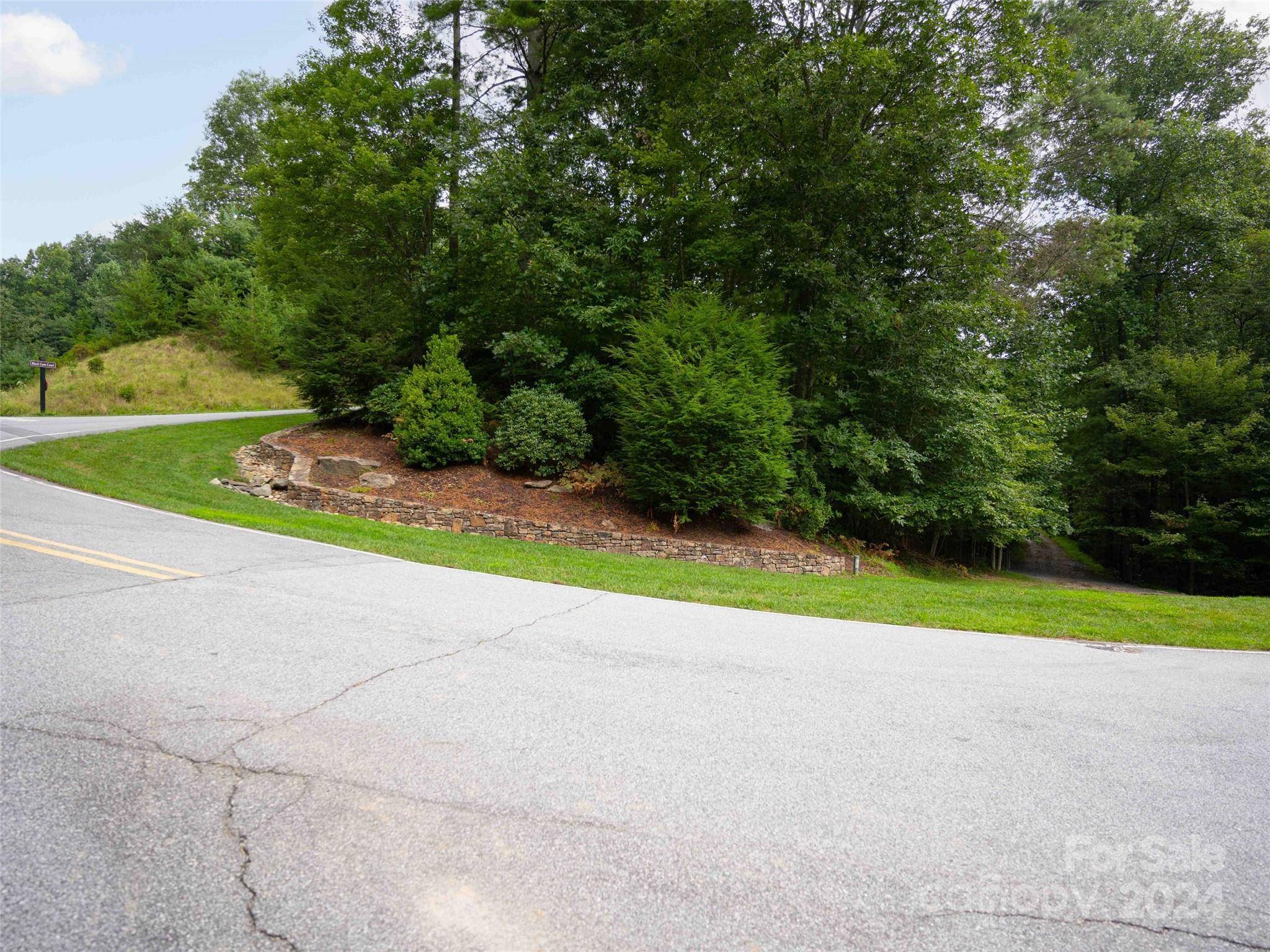 700 Blackgum CT #344, Hendersonville, NC 28739
