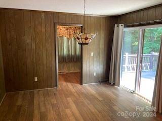 432 E MAGNOLIA RD, North Wilkesboro, NC 28659