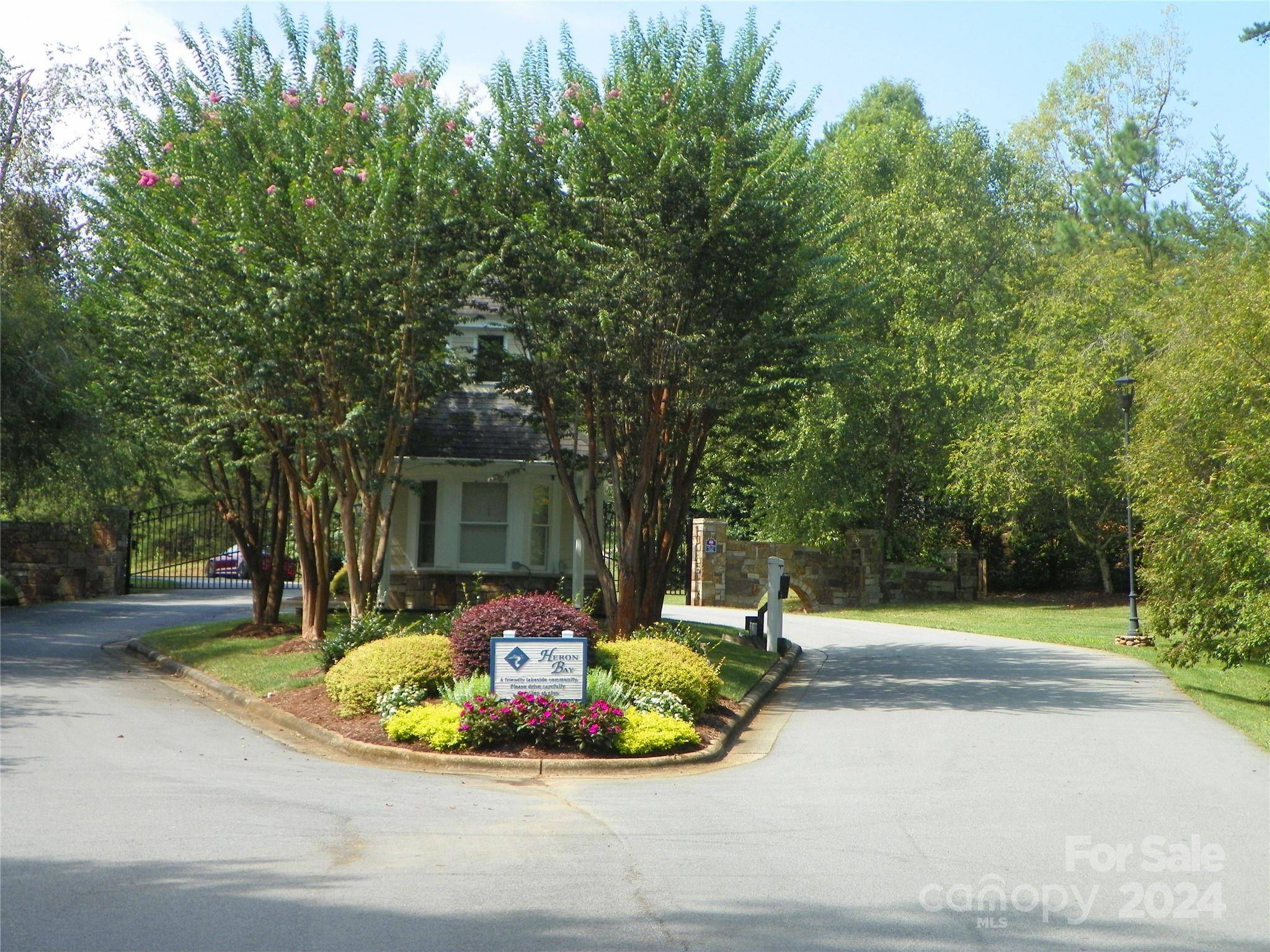 287 Badin View DR, New London, NC 28127