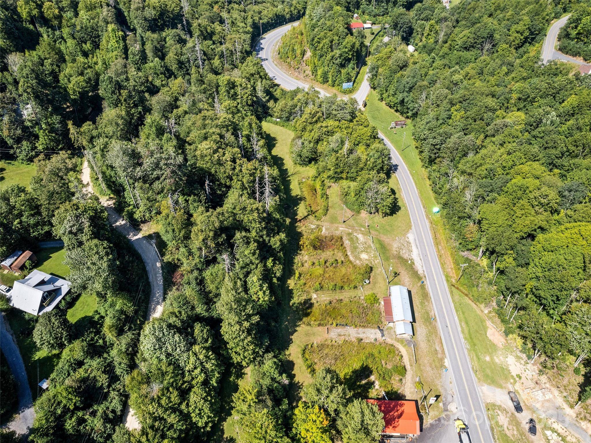 11178 US 19 HWY N, Maggie Valley, NC 28751