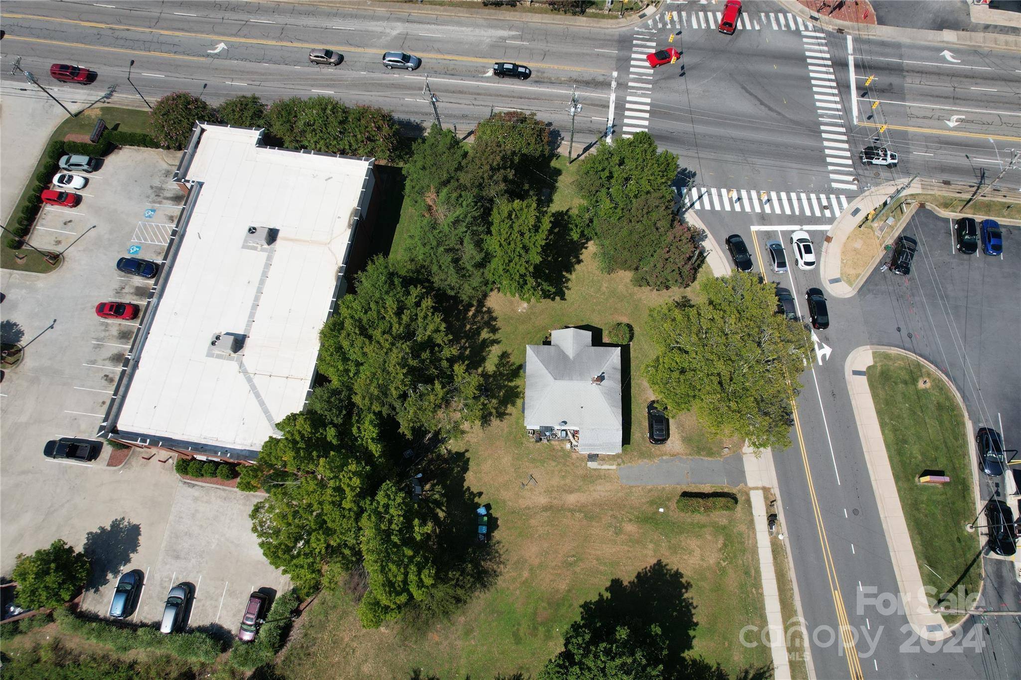 110 Sims Pkwy, Harrisburg, NC 28075