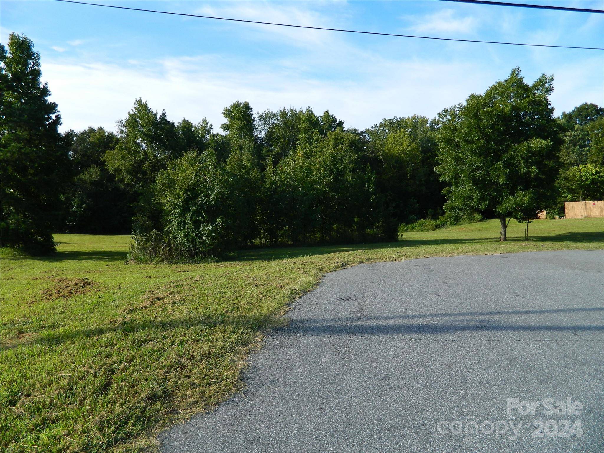 520 Lawrence Gray RD, Charlotte, NC 28262