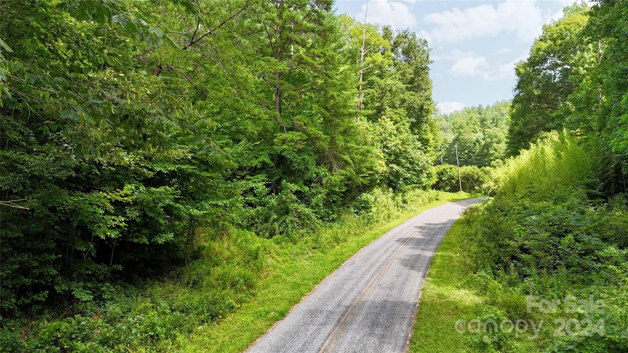 377 Jake Taylor RD, Murphy, NC 28906