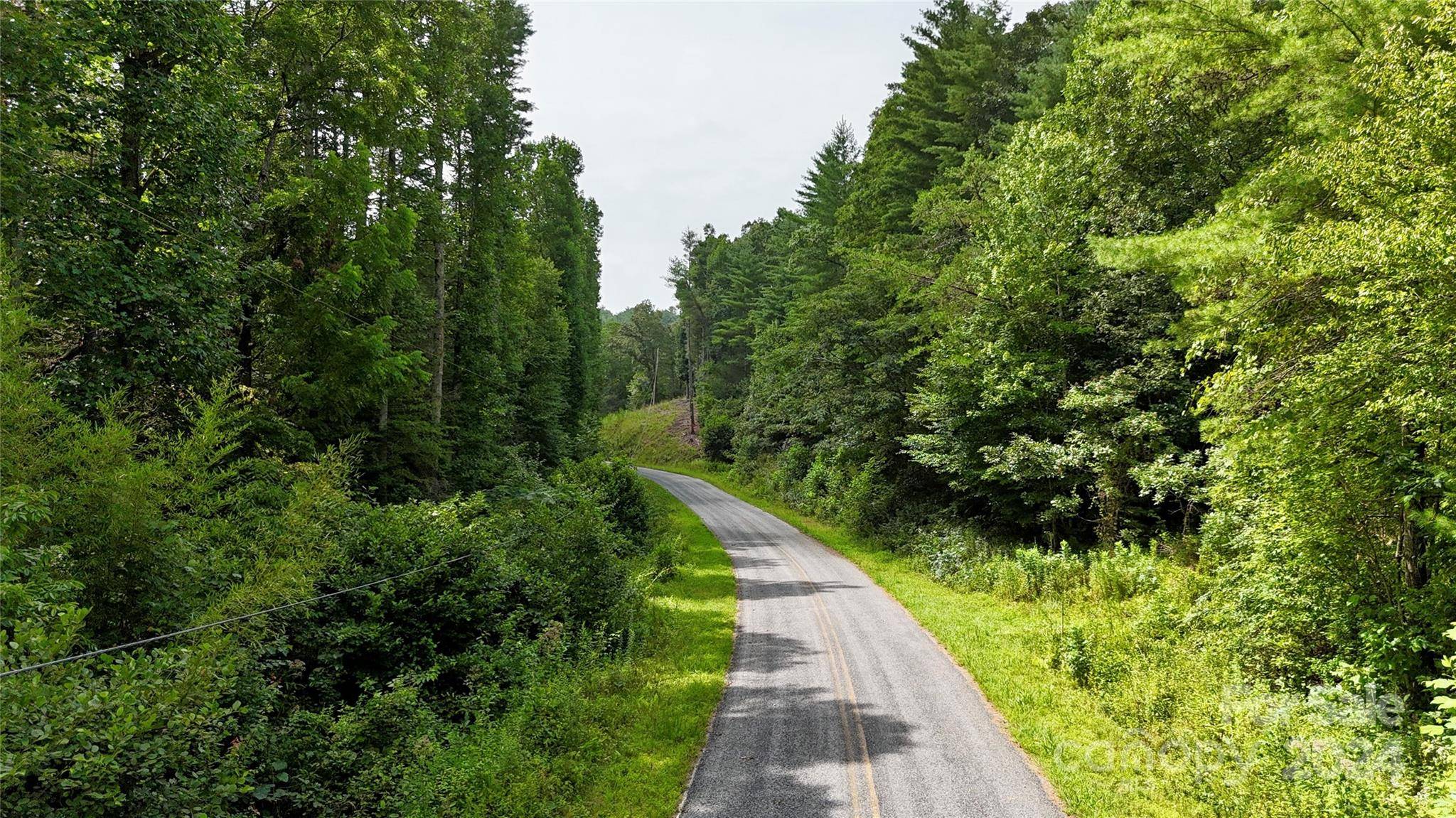 377 Jake Taylor RD, Murphy, NC 28906