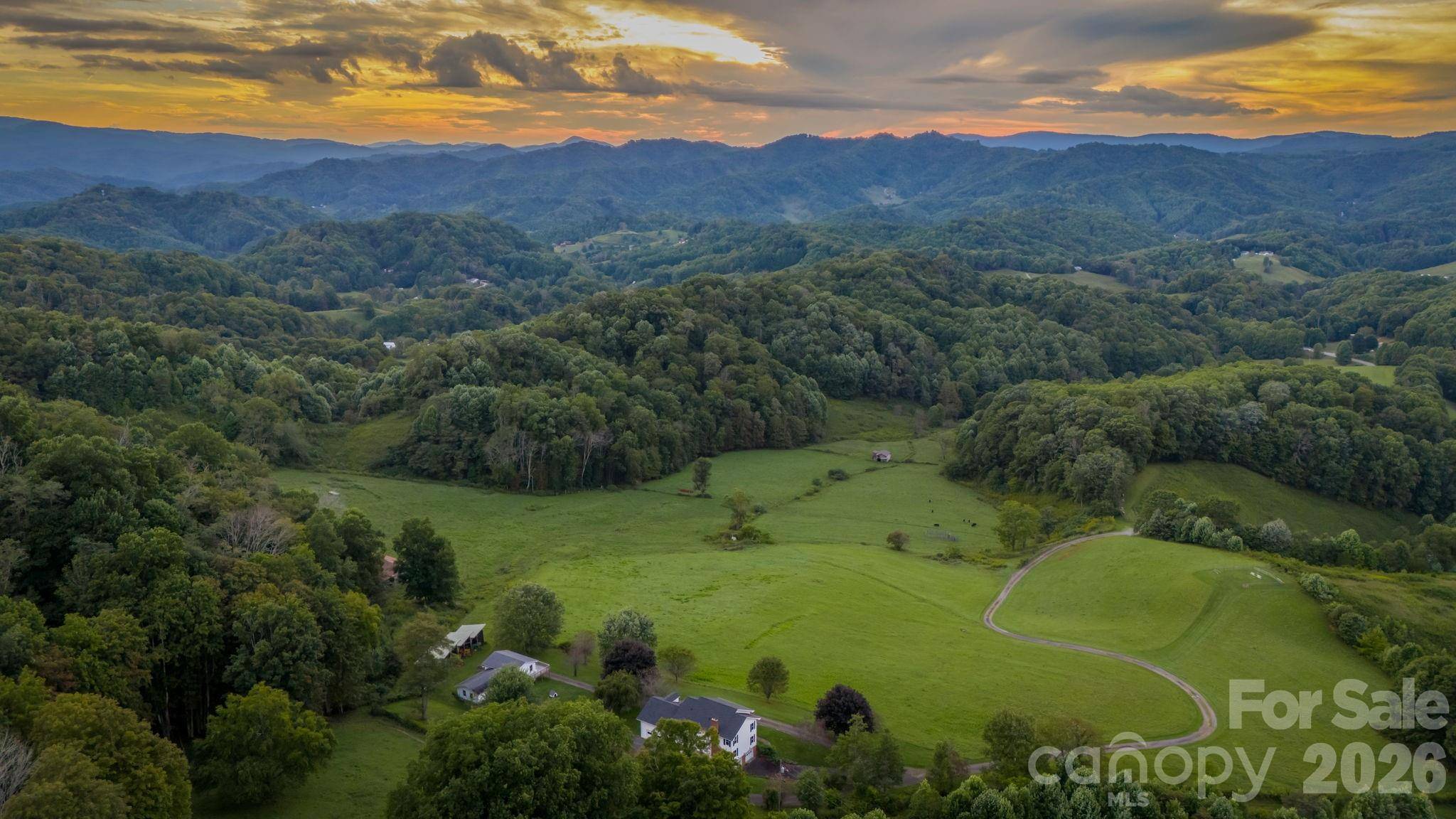 840 Ed Williams RD, Zionville, NC 28698