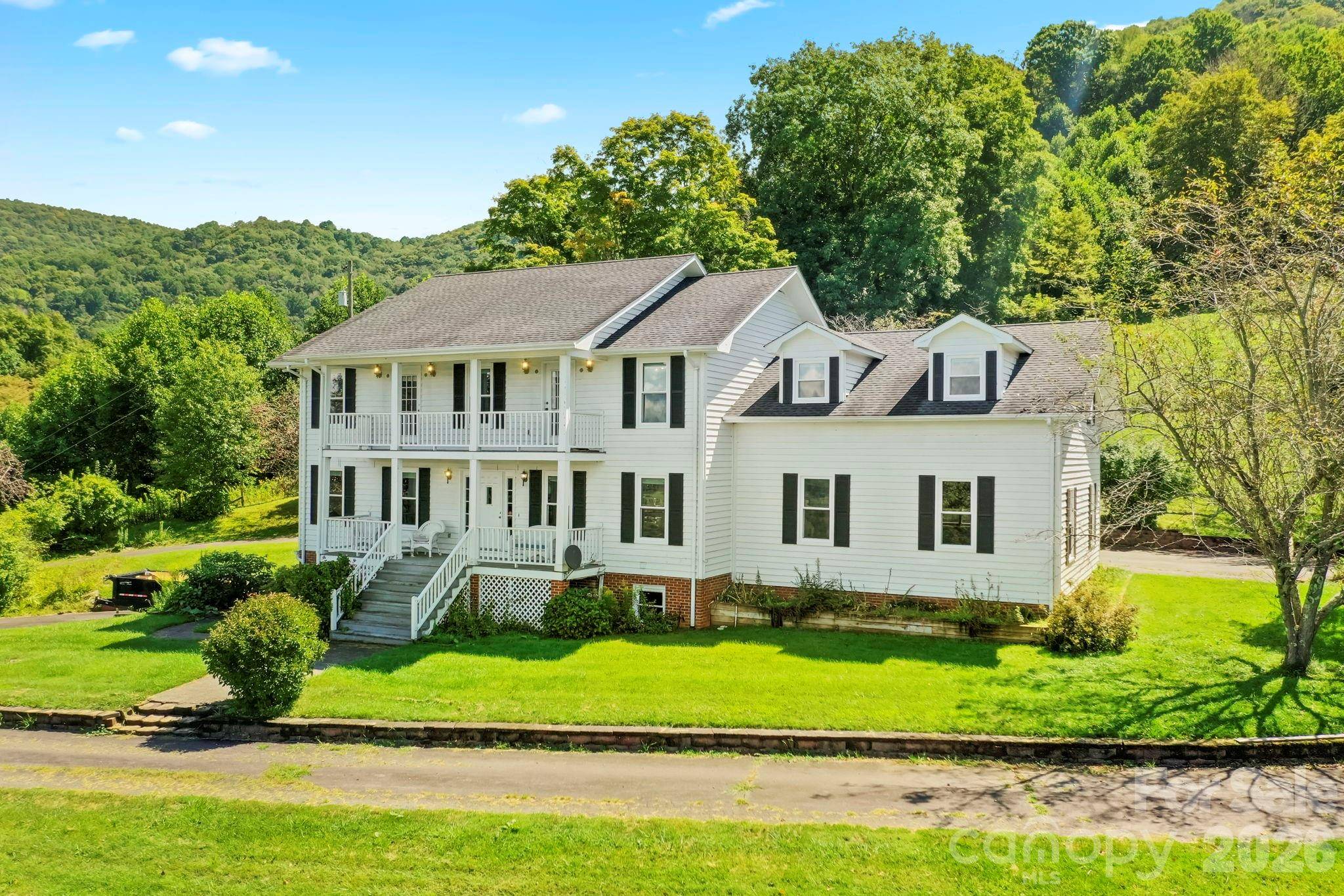 840 Ed Williams RD, Zionville, NC 28698