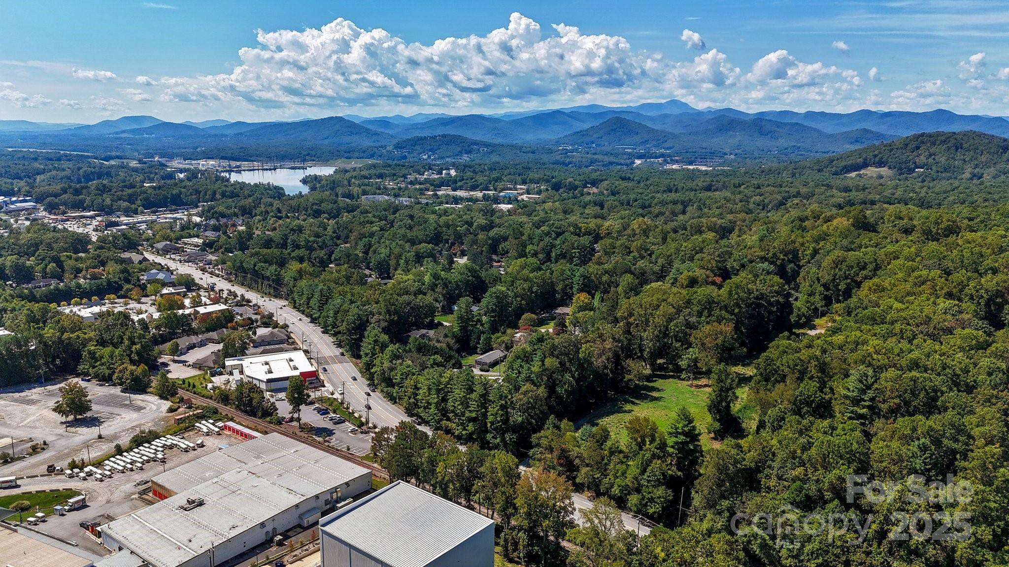 1945 Hendersonville RD, Asheville, NC 28803