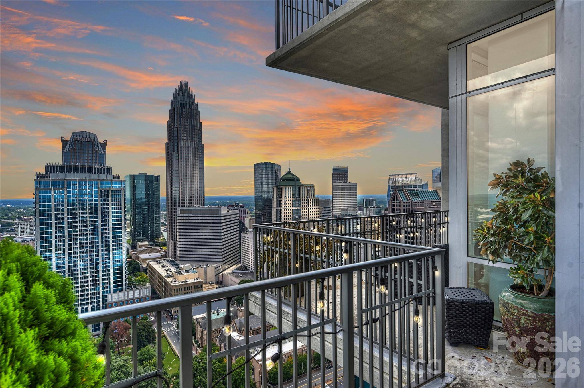 215 N Pine ST #3705, Charlotte, NC 28202