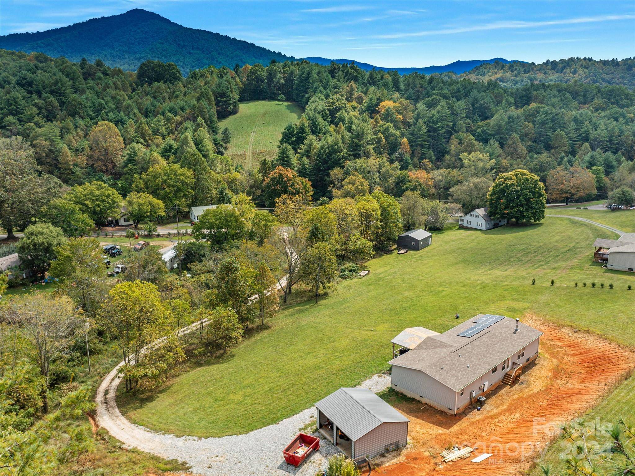 3734 Snow Creek RD, Bakersville, NC 28705