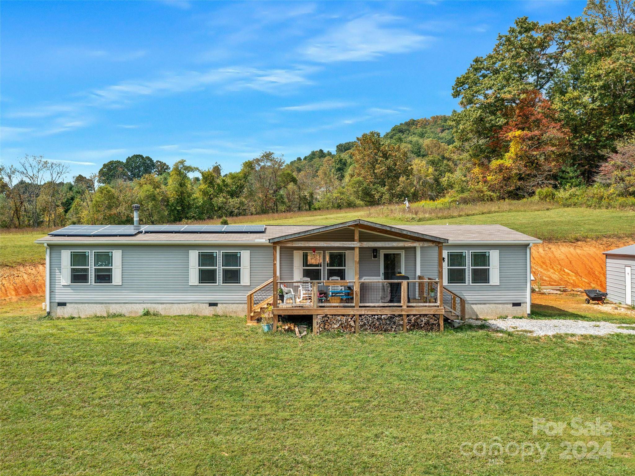 3734 Snow Creek RD, Bakersville, NC 28705